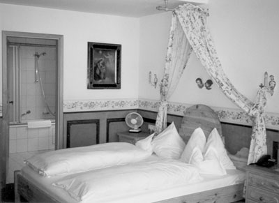 Room in Romantik Hotel am Josephsplatz — Nuremberg, Germany. Photos: DéMartelaere