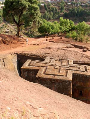 Rock church dedicated to Saint George — Lalibela.