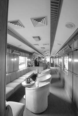 Lounge aboard the Hiram Bingham.