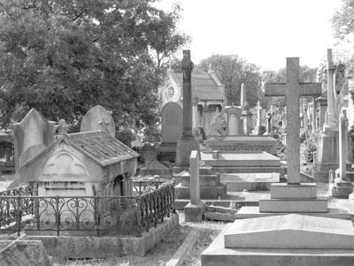 Funerary monuments and the grounds of Kensal Green. Photos: Goodhead