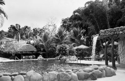 Pool area at the Arasha Rainsorest Resort in Mindo, Ecuador. Photo: Wiederkehr