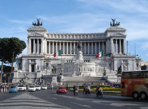 You can now take an elevator to the top of Rome’s Victor Emmanuel Monument.