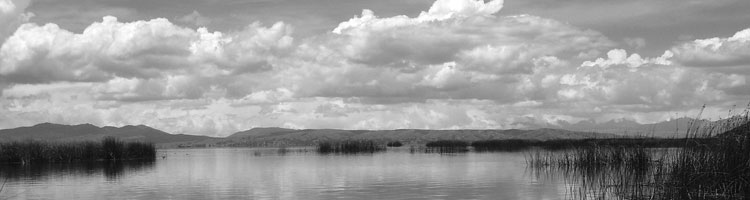We headed out on a reed boat to visit Lake Titicaca’s Uros Island, home of the indiginous Aymara people.