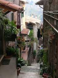 Residential alleyway in Zagarolo.