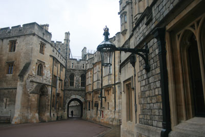 An alleyway off the main courtyard of Windsor Castle. Photos: Bruck