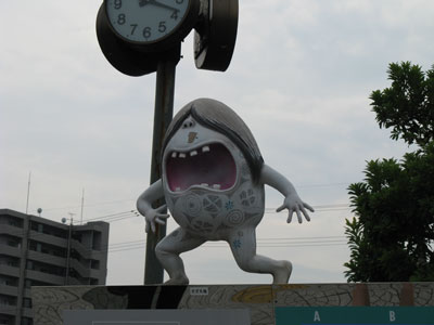 Amusing (and slightly creepy) statues line the Mizuki Shigeru road in Sakaiminato.