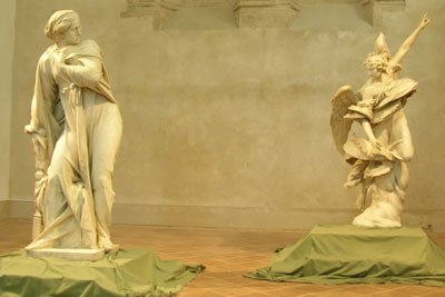 Statues of the Virgin Mary and the angel Gabriel by Francesco Mochi — on display in Orvieto, Italy. Photo: Oakham