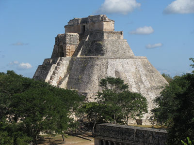 Uxmal’s Casa del Adivino (Pyramid of the Magician). 