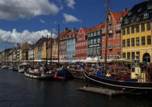 18th-century houses, now mostly shops and restaurants — Nyhavn, Copenhagen