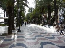 Alicante&rsquo; s Explanada de España is easily recognizable by its wavy mosaic 