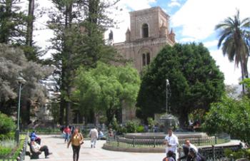 Parque Calderón and Catedral de la Inmaculada Concepción