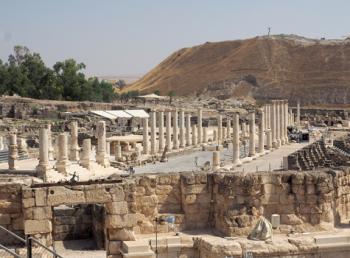 View of the column-lined cardo from the amphitheater in Beit She’arim. Photo by Marilyn Armel