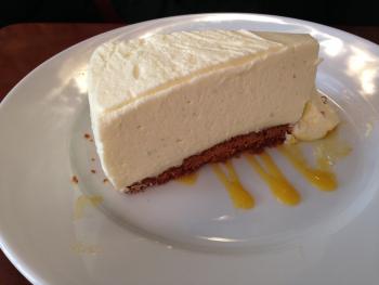 Les Philosophes cheesecake — Paris. Photo by Linda Hill