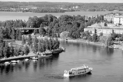 Lake Pyhäjärvi provides recreation opportunities for residents and visitors, summer and winter. Photo courtesy of Tampere tourism