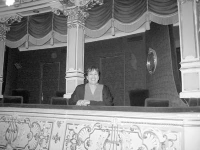 Nili at the box in the Kraków Opera ($17 seats).