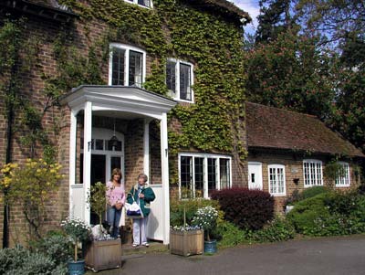 Wayside Manor Farm B&B in Charlwood.