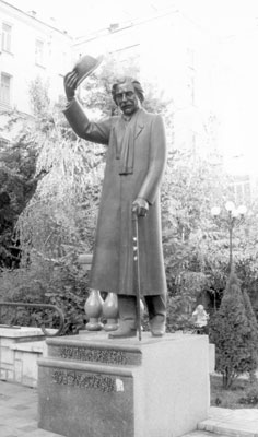 Statue of Solomon Rabinovich