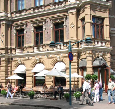 Building along one of the two parallel streets that make up the Esplanadi in central Helsinki.