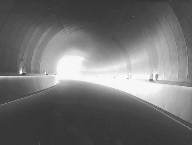 miho museum tunnel