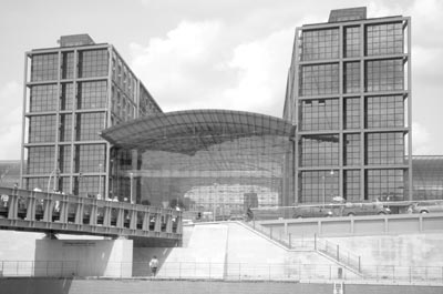 Berlin’s new Hauptbahnhof — a train palace — is the largest rail junction in Europe. Photo: Brunhouse