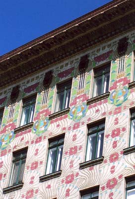 Otto Wagner-designed house at Linke Wienzeile, 40 — across from the flea market.