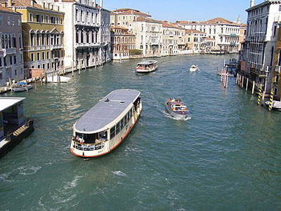 Vaporetti and water taxis on Venice’s Grand Canal. Photo: Dear