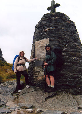 Rosemary and Sharon at the top of Mackinnon Pass.