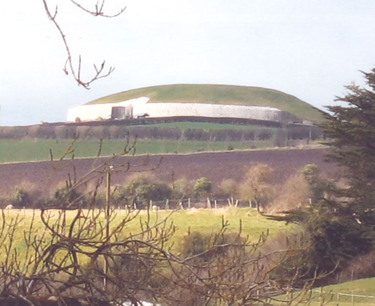 http://www.intltravelnews.com/images/2009/10/big/skurdenisburialmound.jpg