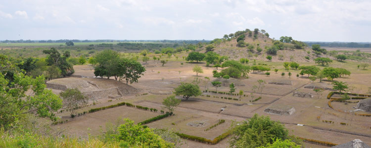 Tamtoc archaeological site, near Tamuín. Photo by Glenda Suarez