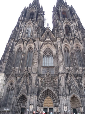 The façade of Cologne’s imposing cathedral.