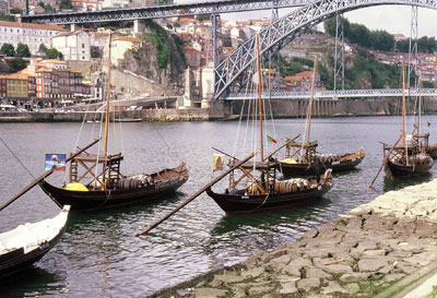 Reproductions of boats used for transporting port in the 11th century.