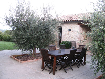 Alfresco dining area at Fondo le Teglie.