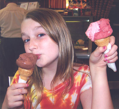 A 13-year-old Nycole O’Connor enjoys gelato near the Piazza Duomo in Como, Italy. Photo: Paula O’Connor