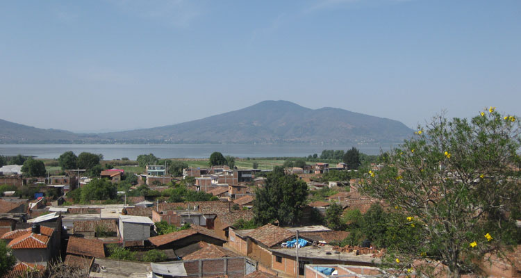 The view of Santa Fe de la Laguna from the Chapel of Cristo de la Roca.