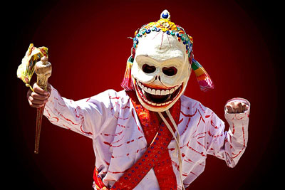 Costumed monks at the Hemis Festival.