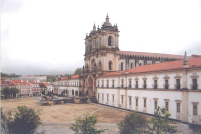 West facade of Alcobaça Monastery and Church. Photos: Skurdenis