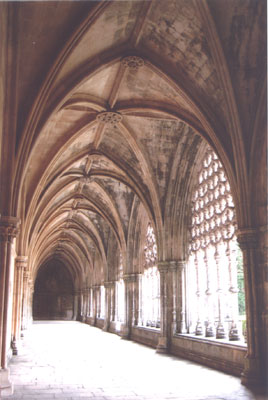 Royal Cloister of Batalha Monastery. Photo: Skurdenis