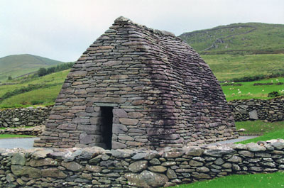 The Gallarus Oratory (ca. AD 700) on Ireland's Dingle Peninsula. Photos: Skurdenis