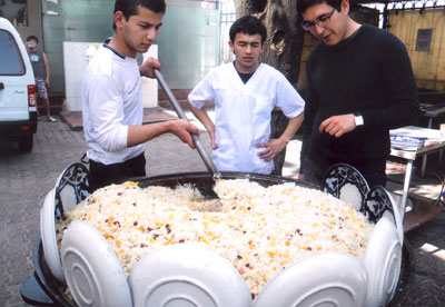 Making plov in Tashkent.