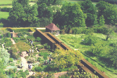 View of Yew Walk and one of 10 gardens at Sissinghurst Castle Garden in Kent, south of London. Photo by Vel Dysart<br />
