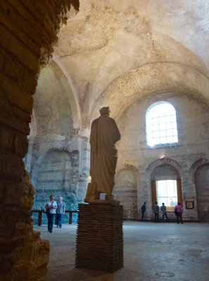 Inside the National Museum of the Middle Ages.