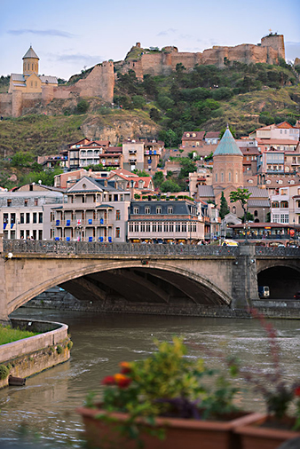 COVID-vaccinated travelers' benefits. Cruise lines selling ships. Tripadvisor's user warning