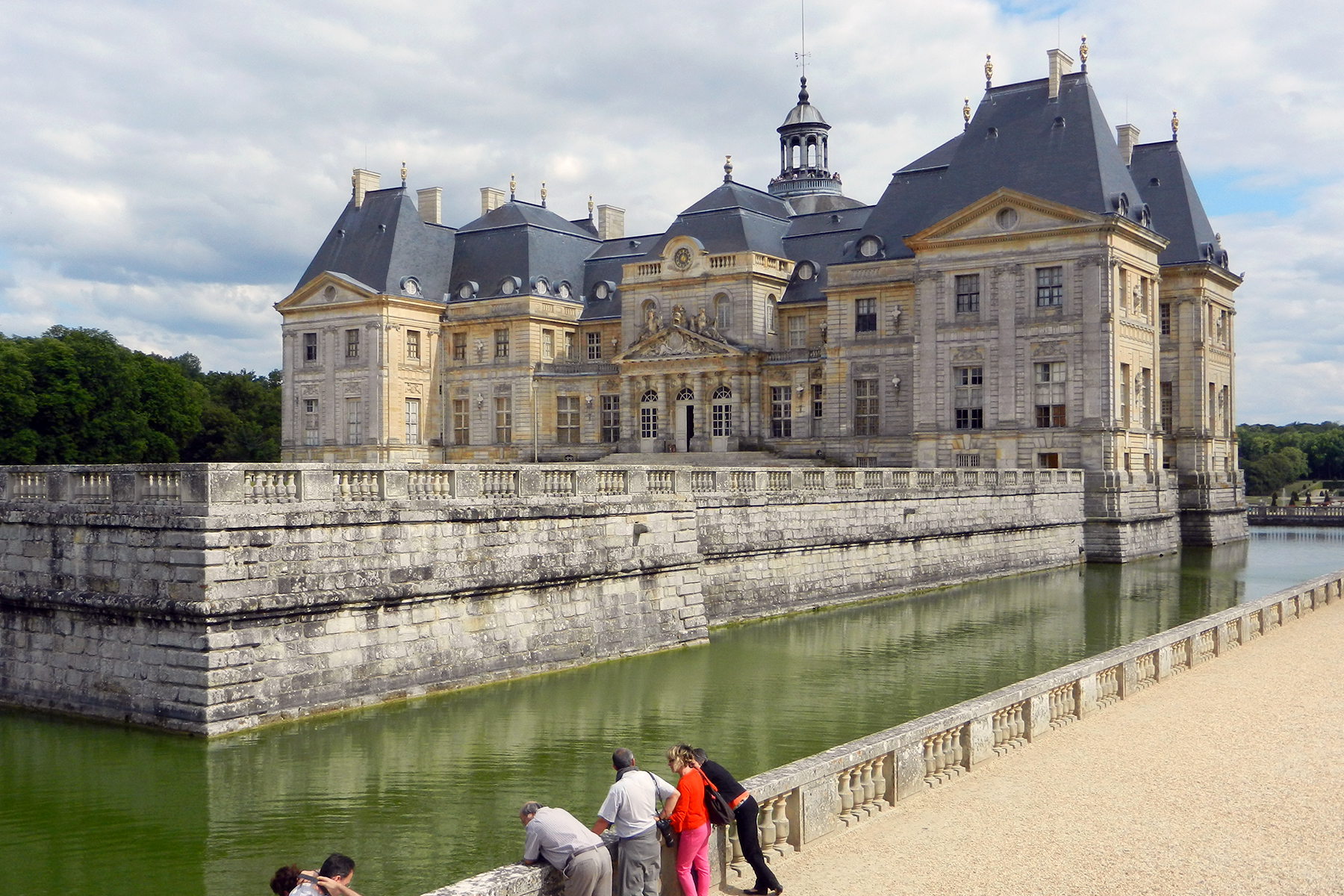 Vaux-le-Vicomte - Compare Tickets and Tours from Different