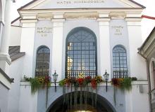 Vilnius’ Gates of Dawn date back to the early 1500s. Photos by Stephen Addison