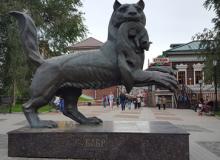 Irkutsk’s statue of a <i>babr</i>, a mythical beast (part tiger, part beaver), portrayed on the city’s coat of arms. Photos by Ken Levine