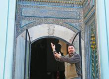 Daghan (Han) Erdogdu at the Green Mausoleum (Yesil Türbe) in Bursa, Turkey. Phot