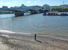 Beachcombing on London’s riverbank. Photo by Rick Steves.