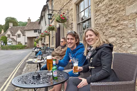 24872485_web1_M-steves-cotswolds-200418.jpg