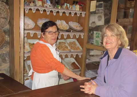 Galicia_Sephardic_Jewish_Bakery.jpg