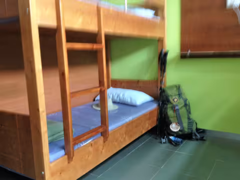Horel_2_Beds,_Albergue.JPG